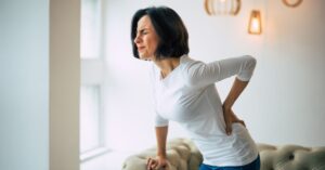 Babské rady na skřípnutý nerv: 13 Tipů jak zmírnit bolest a zlepšit pohyblivost