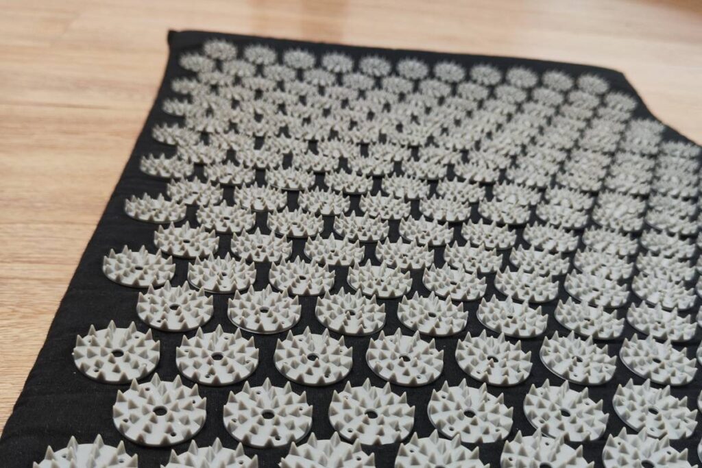 Akupresurní podložka: Recenze účinků a zkušenosti po dlouhém testování 2 akupresurni podlozka recenze